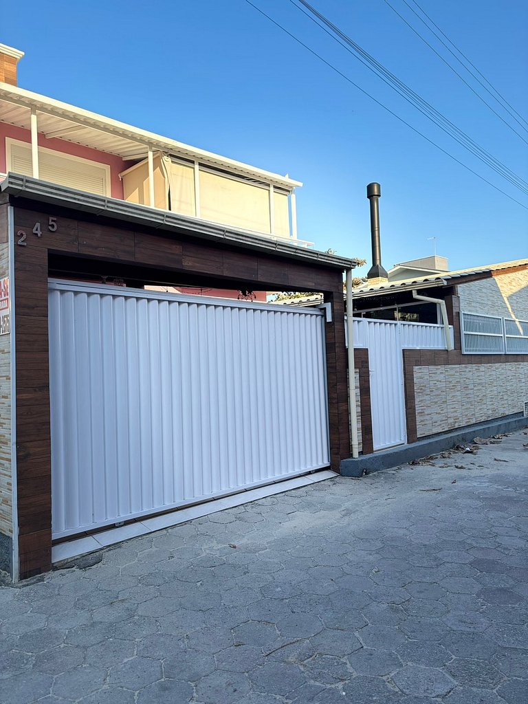 Casa Pinheira/ praia de baixo