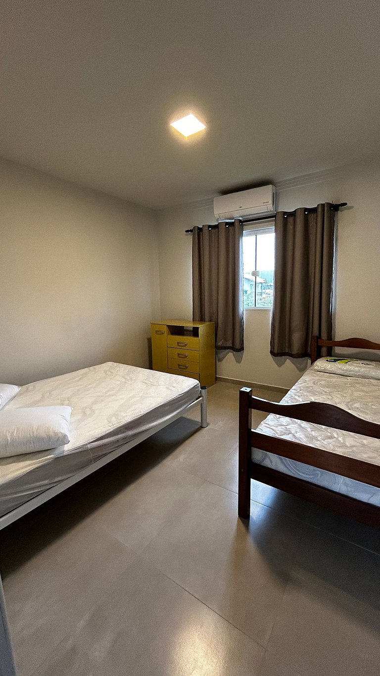 apartamento 2 quartos com ar , mar aberto