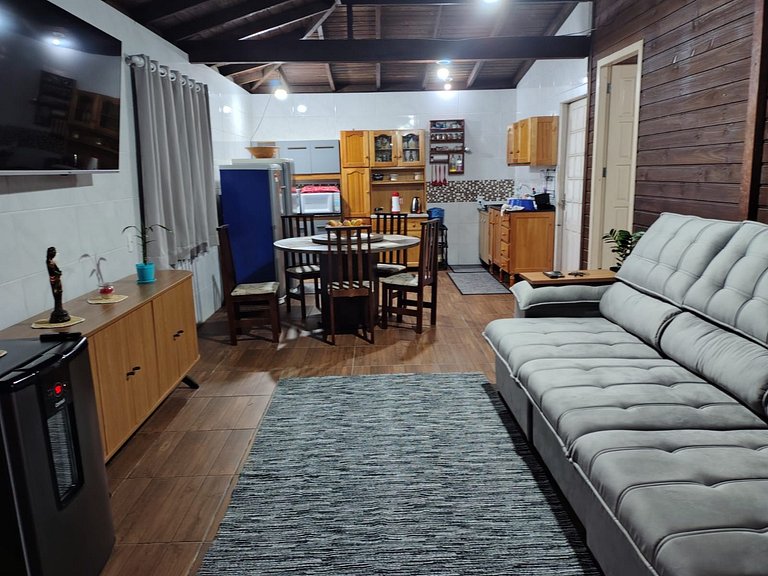 Casa Mar Azul com piscina.