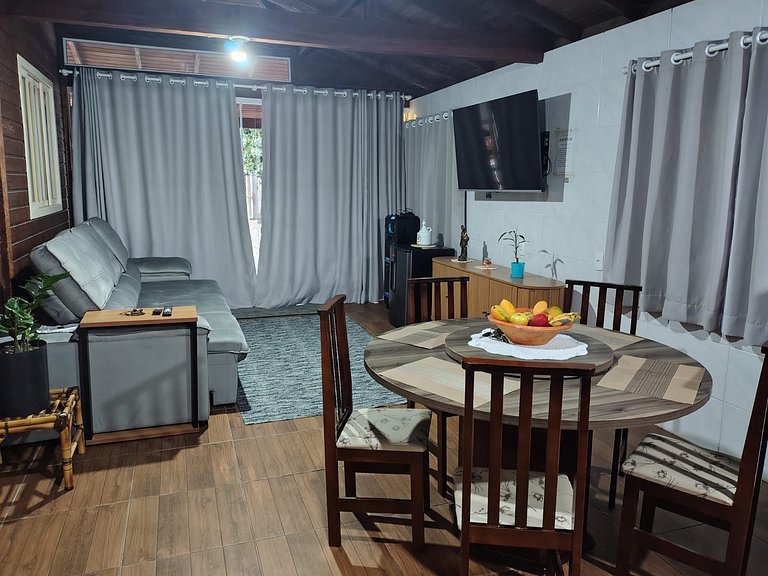 Casa Mar Azul com piscina.