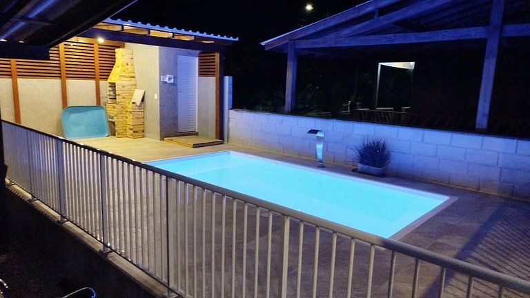 Refúgio Perfeito com Piscina