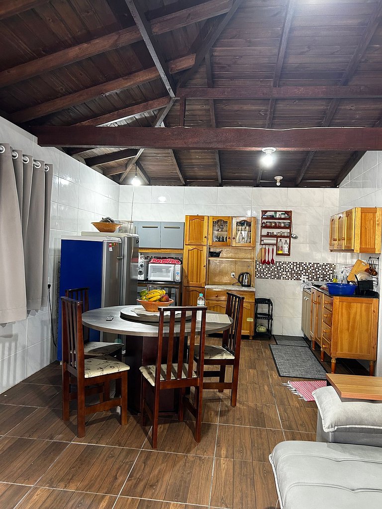 Casa Mar Azul com piscina.