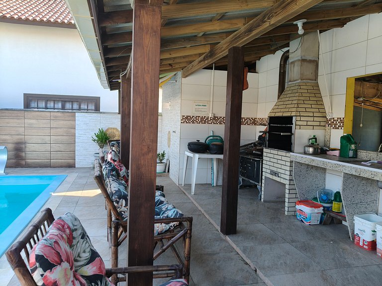 Casa Mar Azul com piscina.