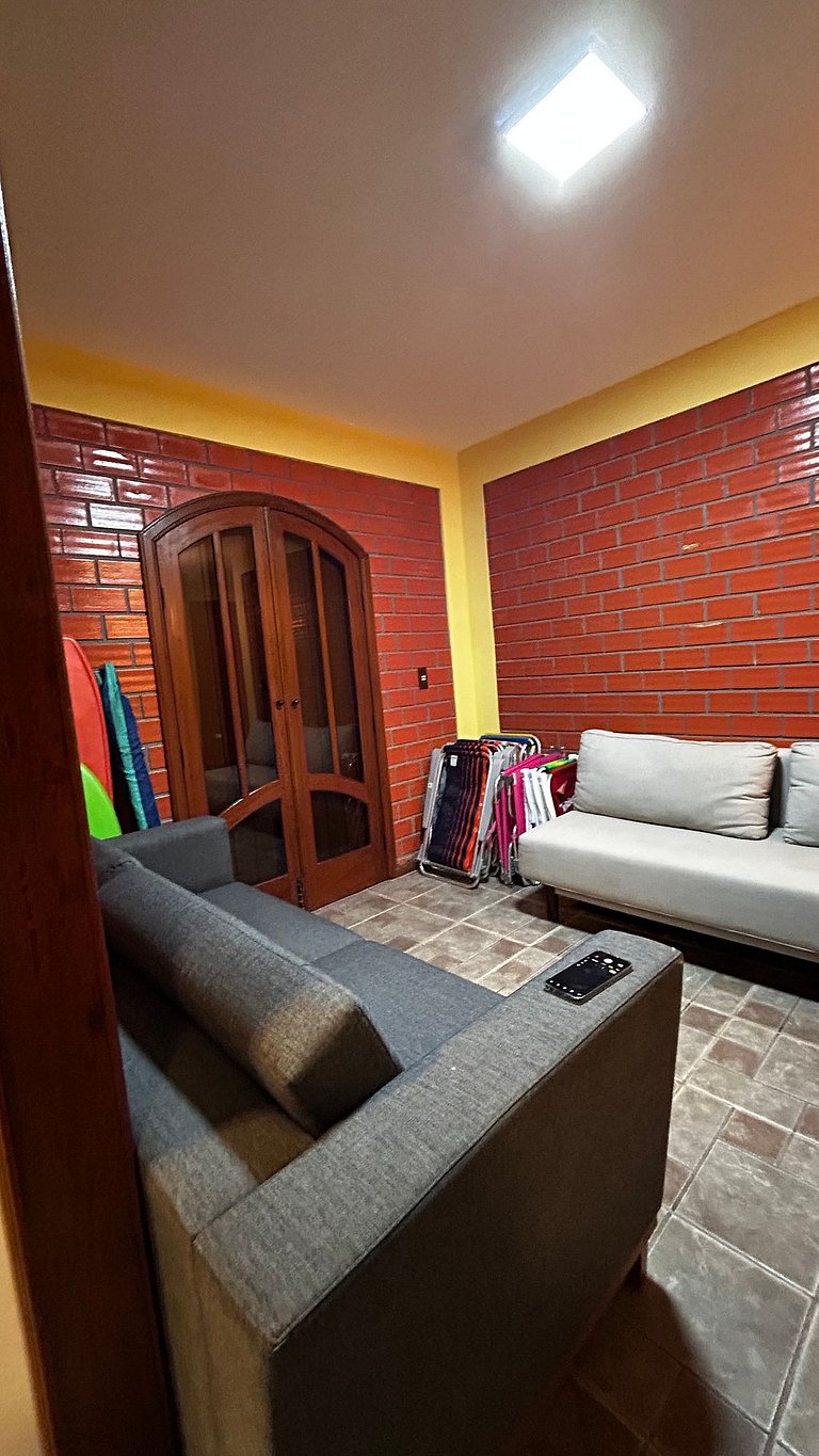 Sobrado maravilhoso com piscina p/ 14 pessoas