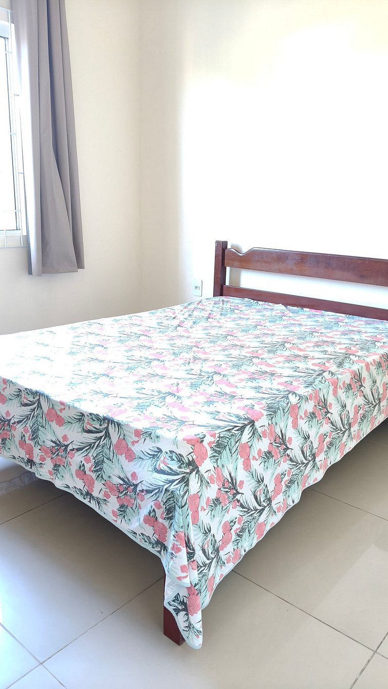 Casa com 5 Quartos a 300m da Praia