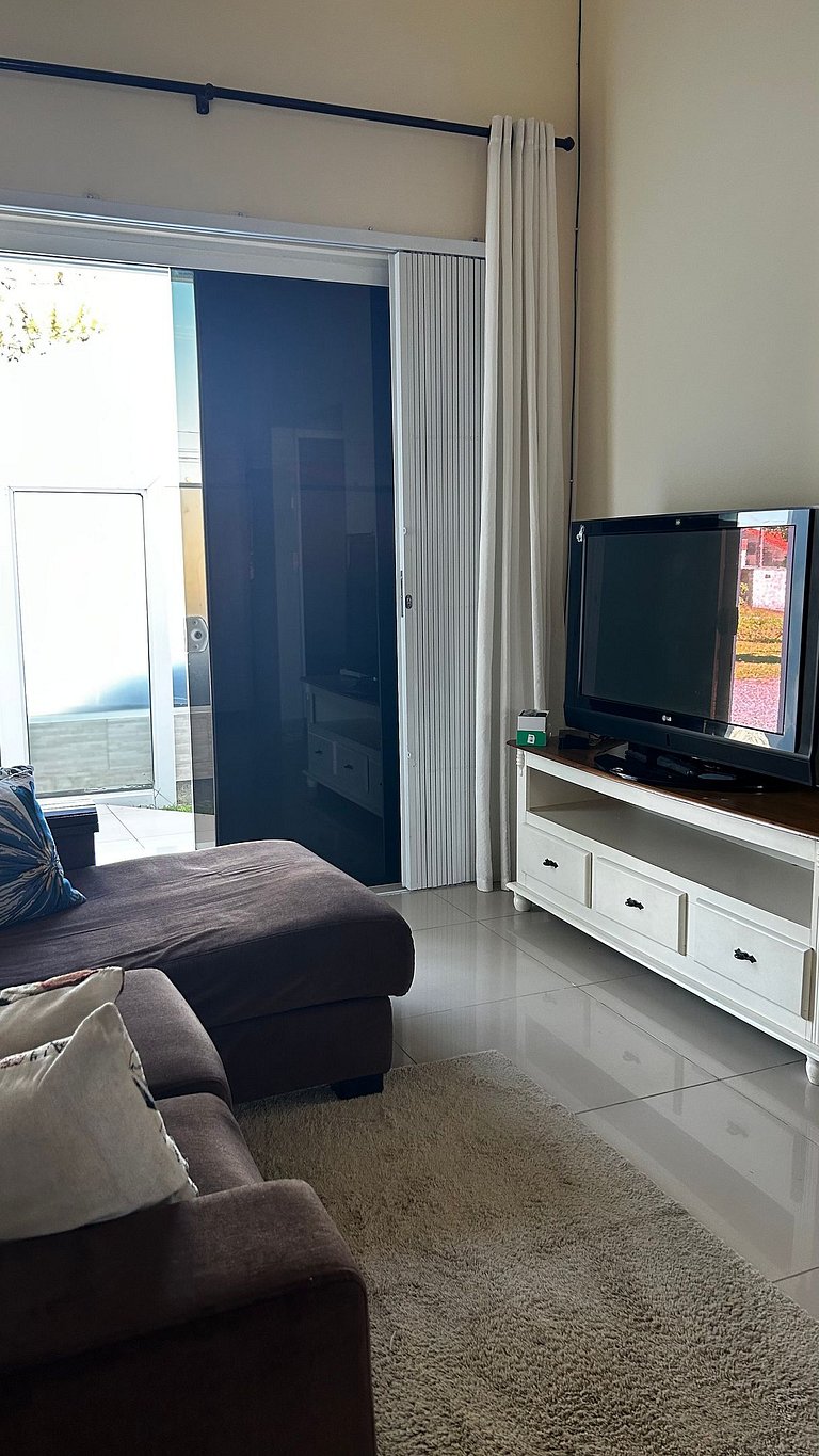 Casa com 5 Quartos a 300m da Praia