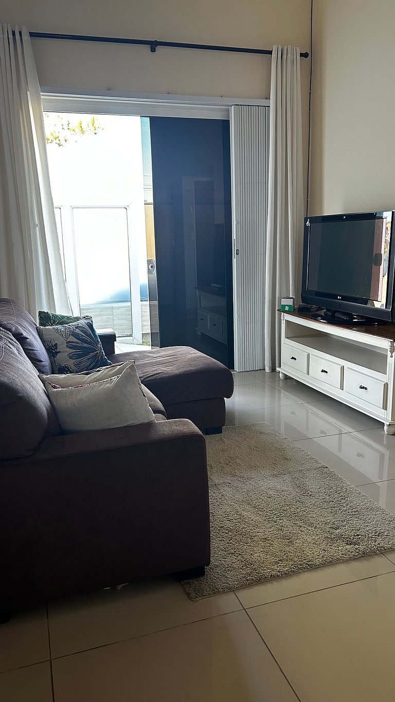 Casa com 5 Quartos a 300m da Praia