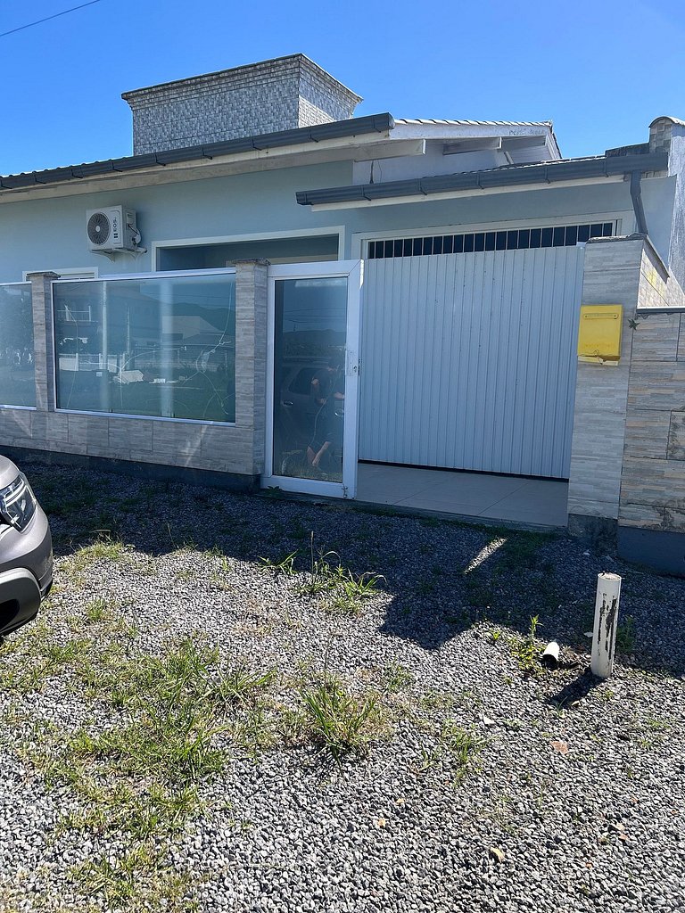 Casa com 5 Quartos a 300m da Praia