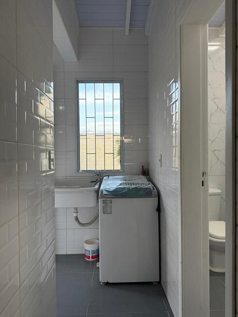 Casa com 5 Quartos a 300m da Praia