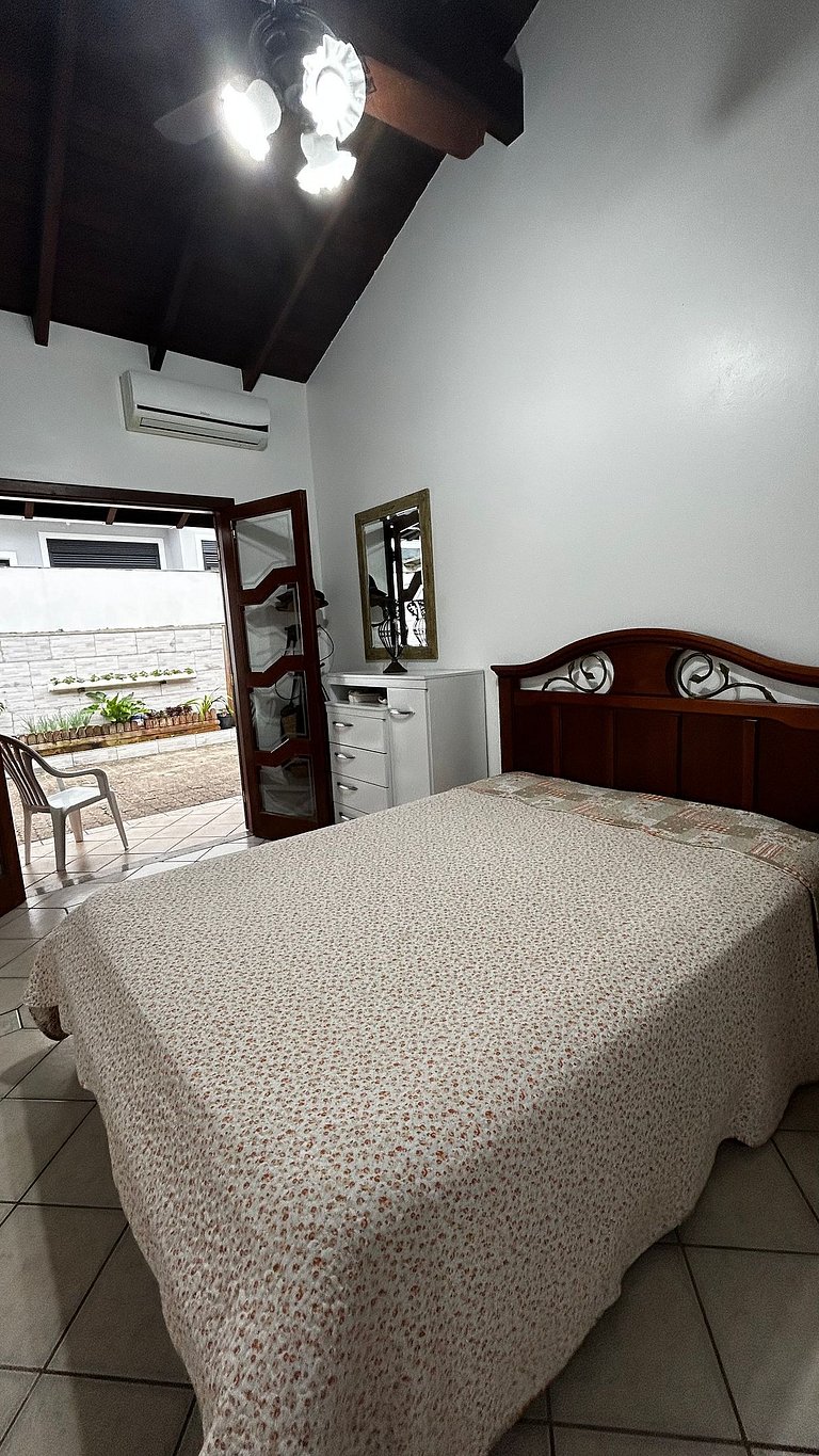 Praia de Cima: Seu Refúgio para Descansar