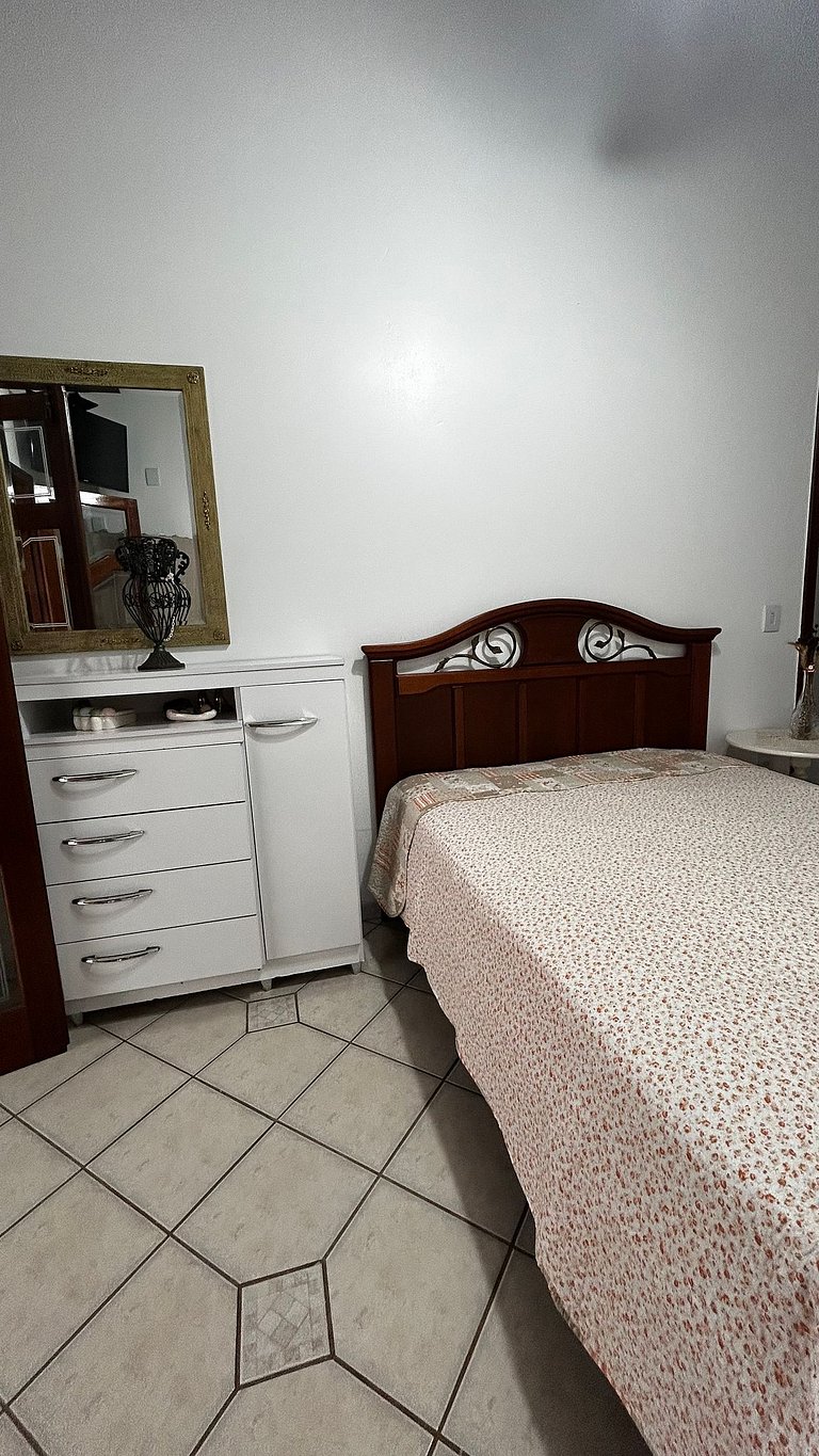 Praia de Cima: Seu Refúgio para Descansar