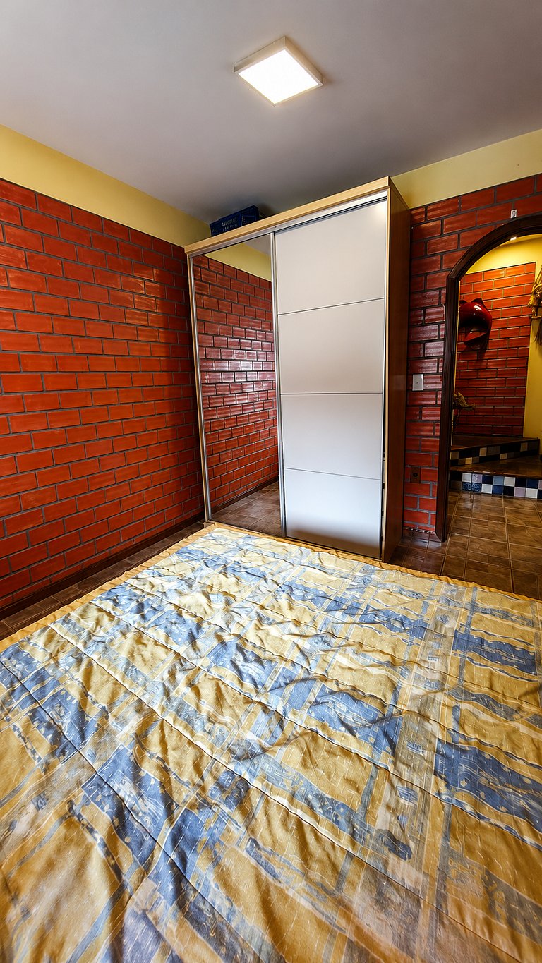 Sobrado maravilhoso com piscina p/ 14 pessoas