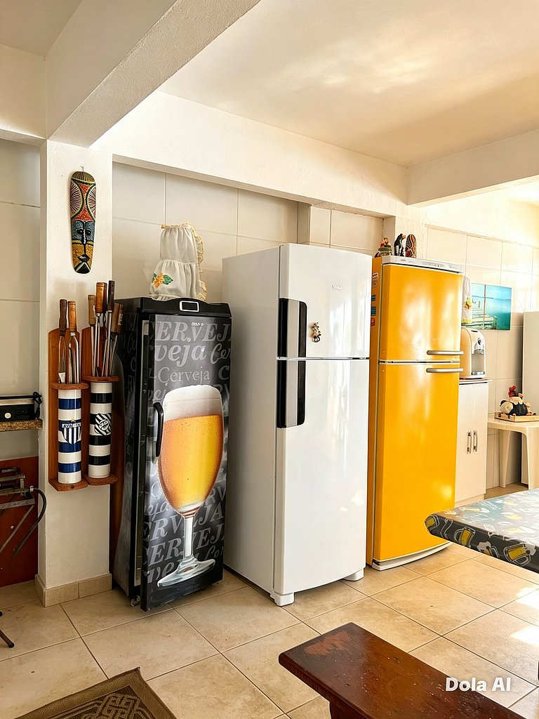 casa amarela com piscina14 pessoas