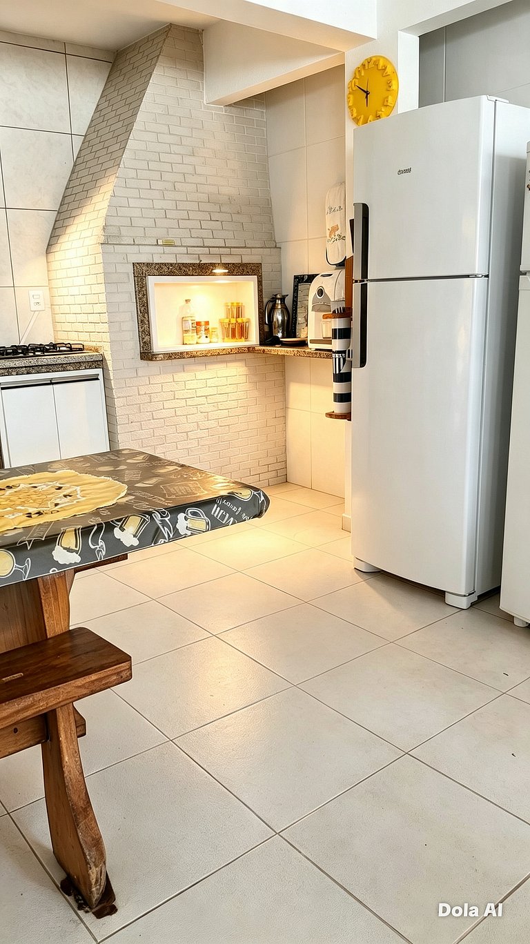 casa amarela com piscina14 pessoas