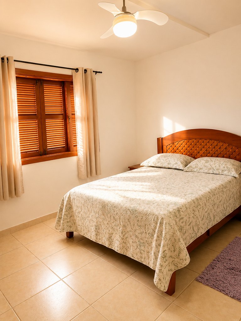 lindo sobrado com 4 quartos