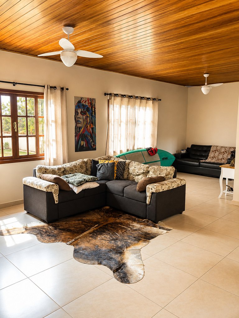Casa Sol e Mar próxima da praia, com ar